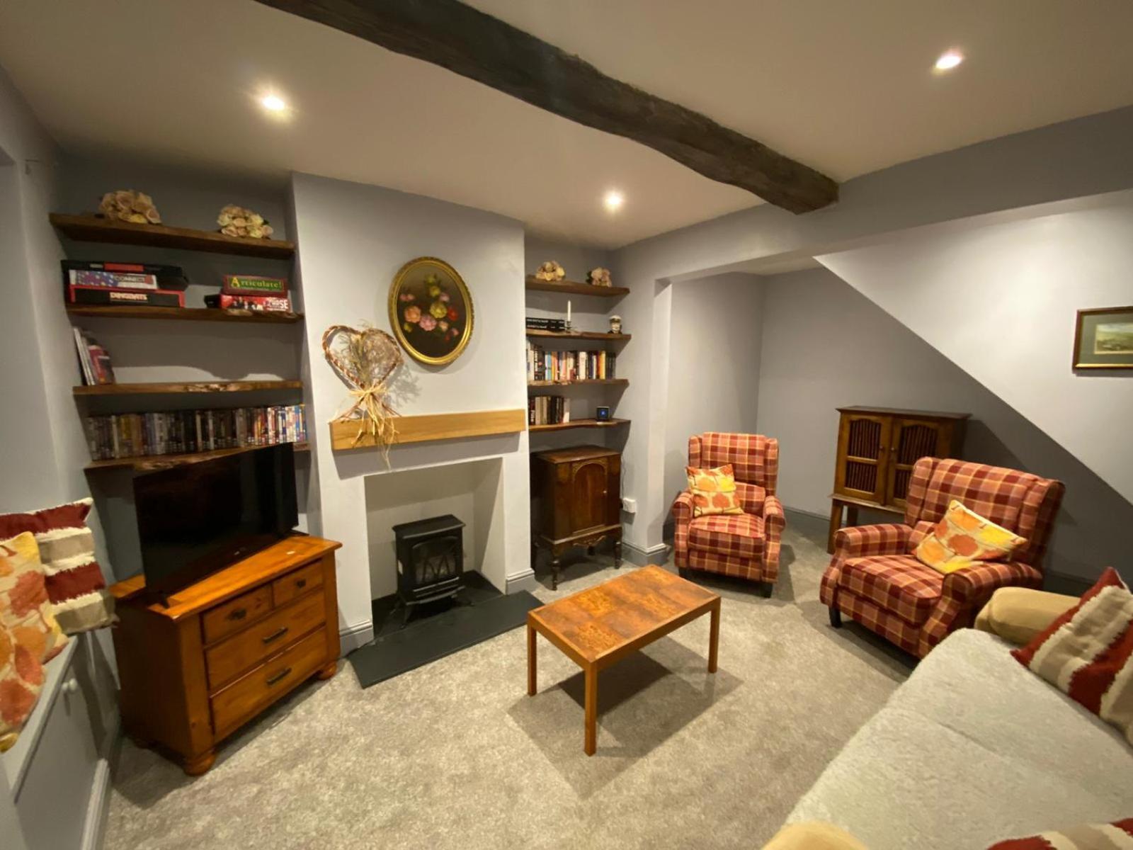 Lavender Cottage, Masham, Historic Listed, 2 Bedrooms Holiday home