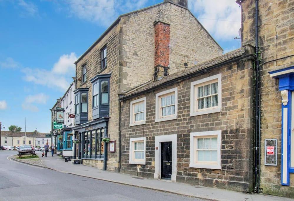 Lavender Cottage, Masham, Historic Listed, 2 Bedrooms Masham